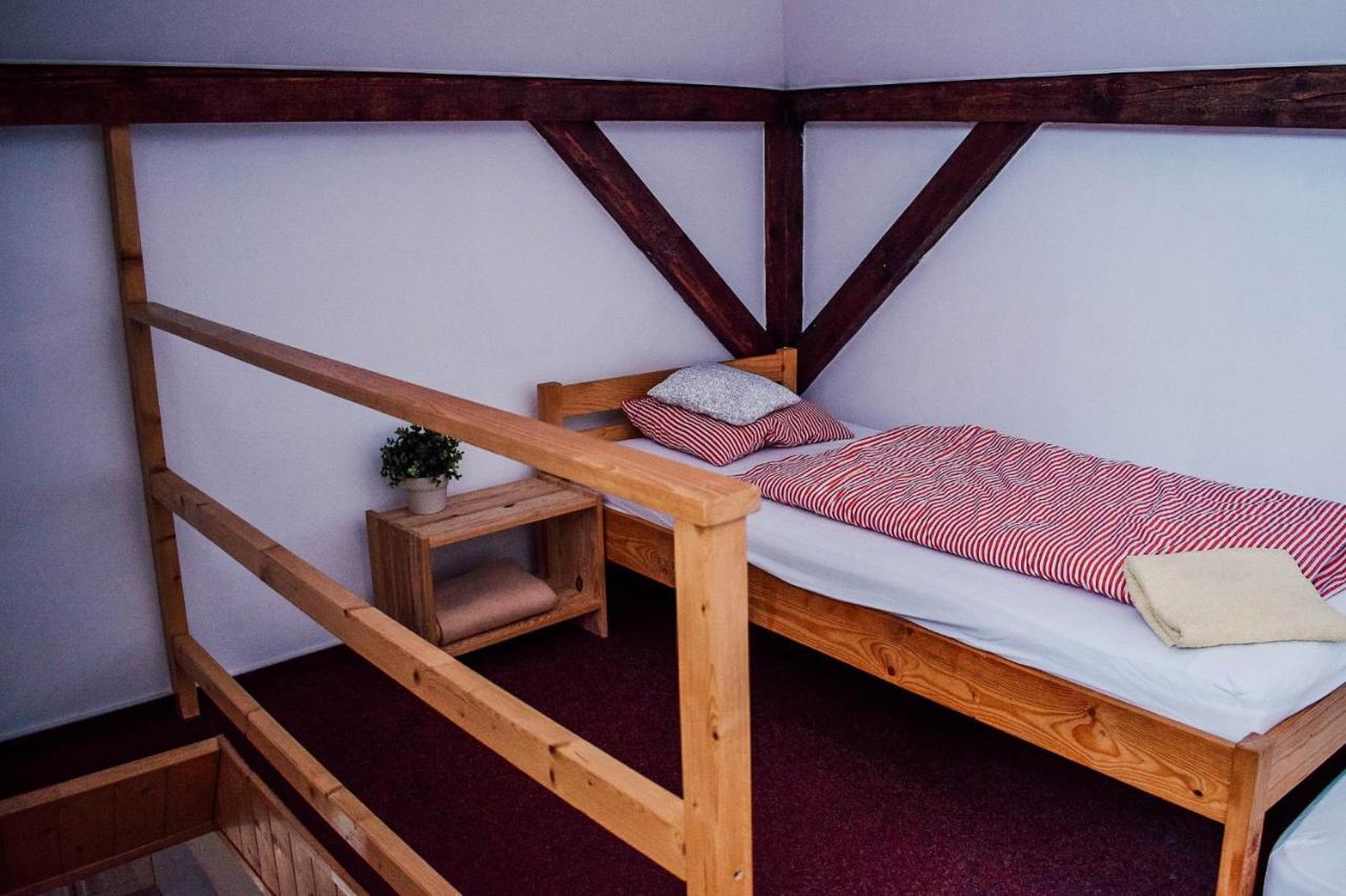 Zidovna Vysoky Chlumec Aparthotel Exterior foto